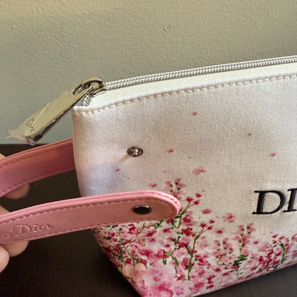 Dior Pink and White Cosmetic Bag with mini Dior lip maximizer. - Picture 7 of 9